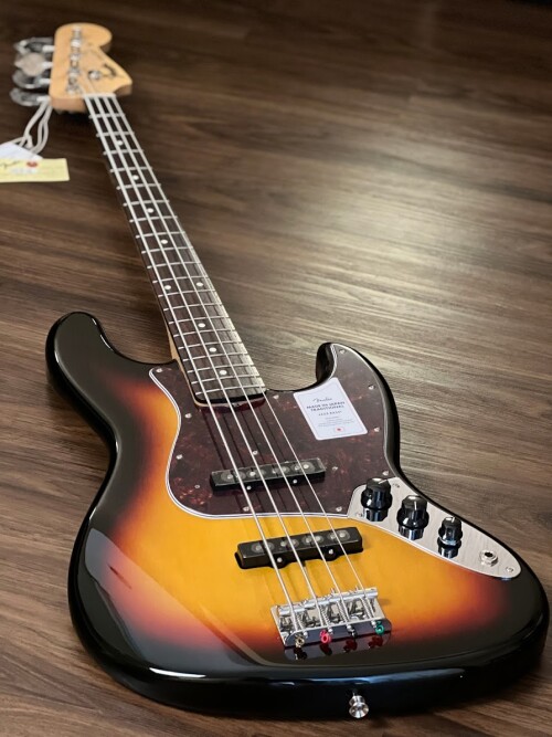 Fender Japan Jazz Bass 3tone sunburst-